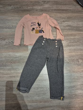 Pantalon gris à pont Obaibi et tee shirt manches longues rose