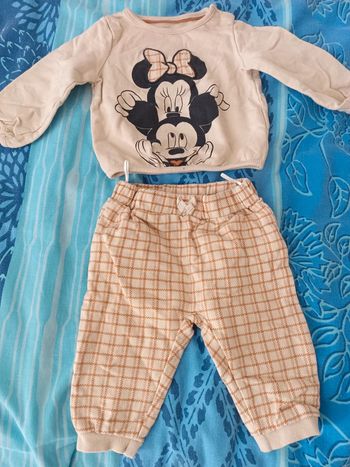 Ensemble jogging disney
