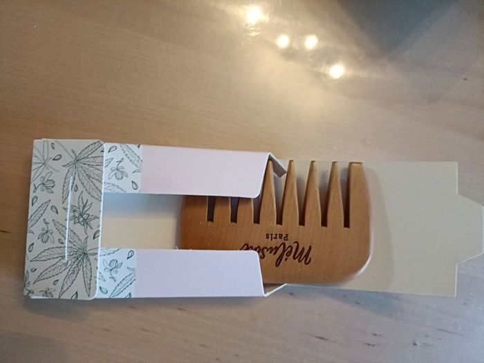 LOT DE DIFFERENTS ACCESSOIRES BEAUTE FEMME MY LITTLE BOX - photo numéro 3