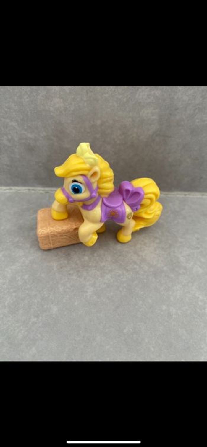 Figurine Cheval Raiponce - photo numéro 3