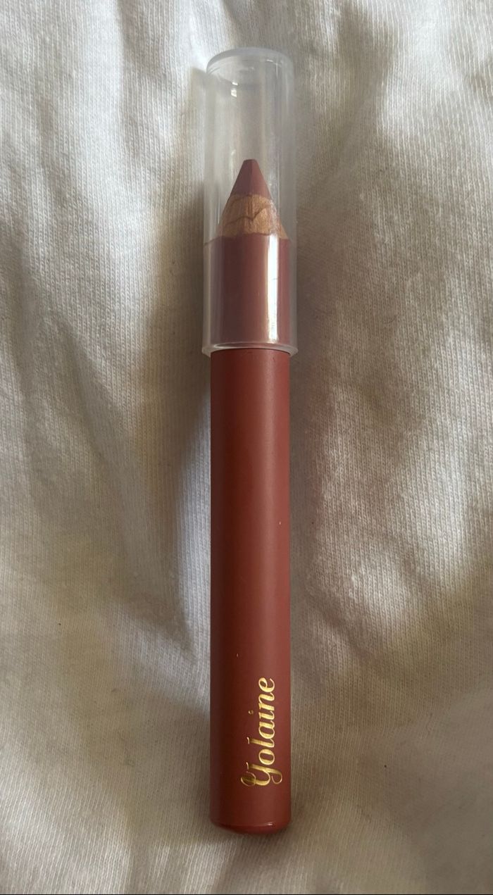Crayon à lèvres nude - photo numéro 2