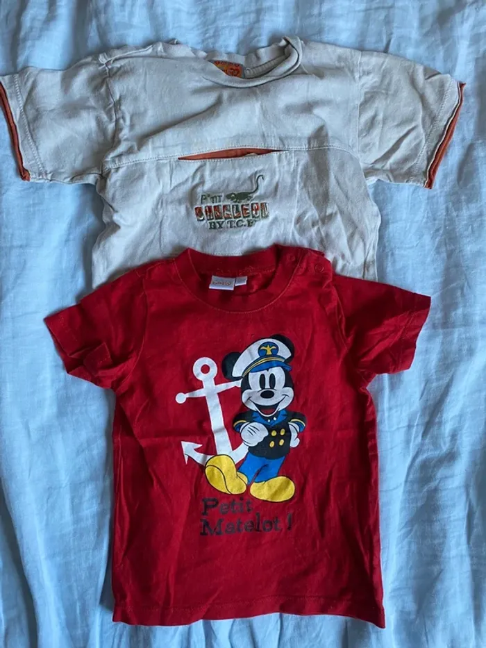 Lot 2 tee shirts 18 mois