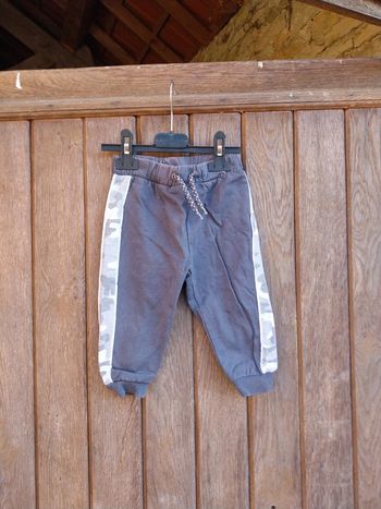 Pantalon de sport bébé garçon 18 mois c&a