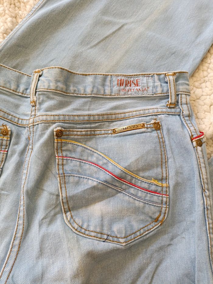 Jean flare vintage bleu clair Brittania (W33) brodée - photo numéro 4