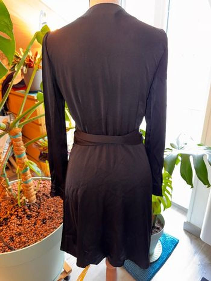 Robe cache cœur effet soie - photo numéro 2