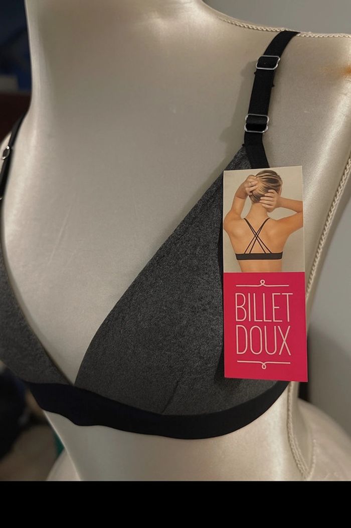 Soutien-gorge - photo numéro 2