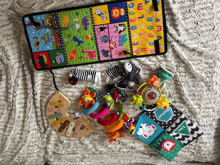 Lots jeux premier âge - photo numéro 2