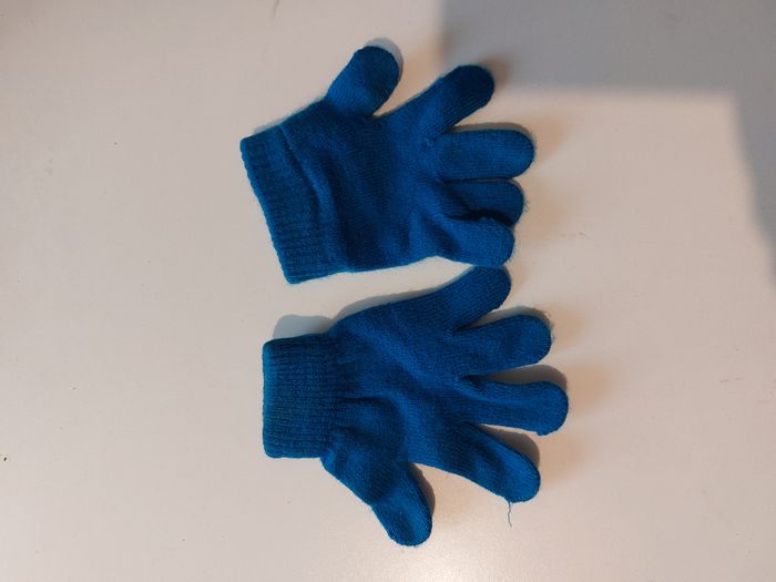petits gants bleu tu - photo numéro 2
