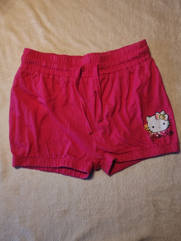 Short hello Kitty