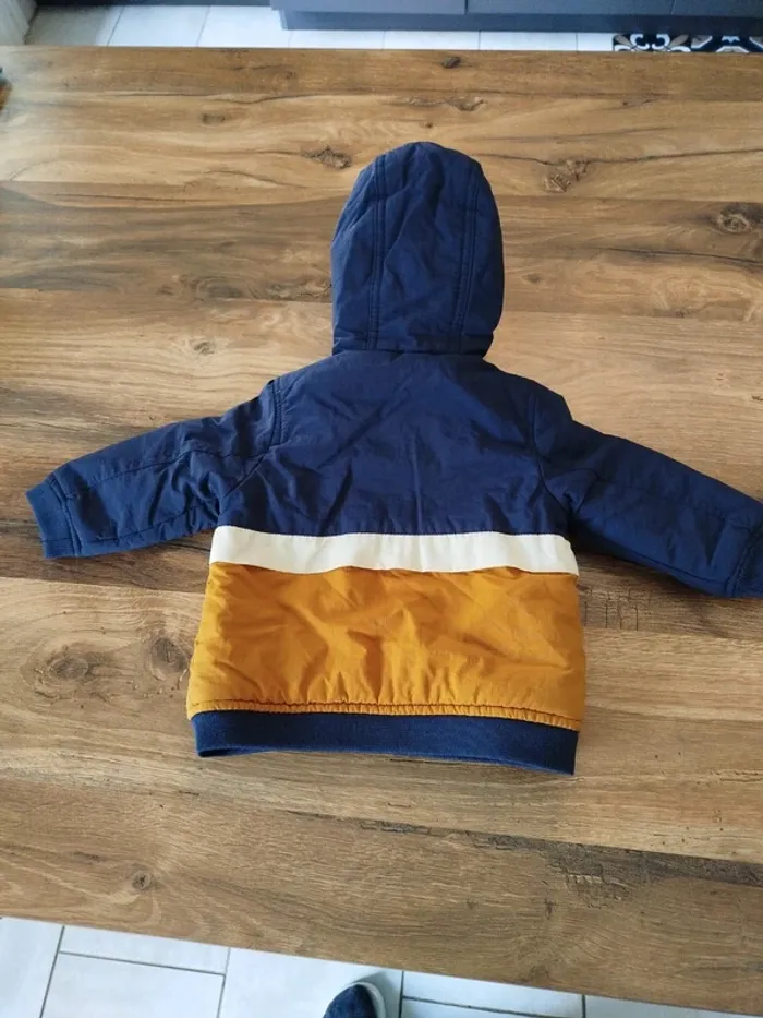 Manteau 6 mois - photo numéro 2