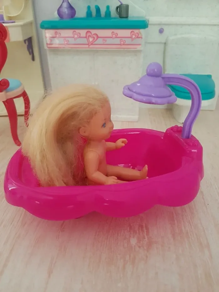 Meuble dressing et salle de bain Barbie - photo numéro 7