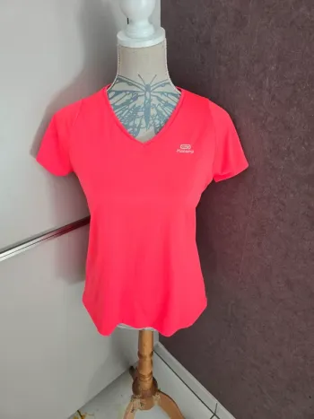 Tee-shirt Kalenji taille 38 neuf
