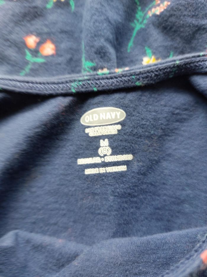 Robe Old Navy taille 8 ans (M) - photo numéro 3
