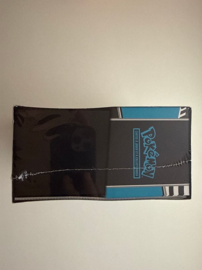 ETB POKÉMON FOUDRE NOIRE - photo numéro 4
