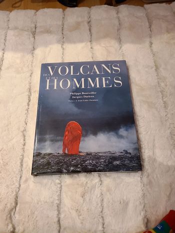 Des volcans et des hommes