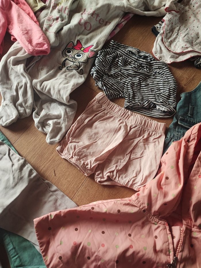 Lot vêtements bébé fille 18 mois - photo numéro 8