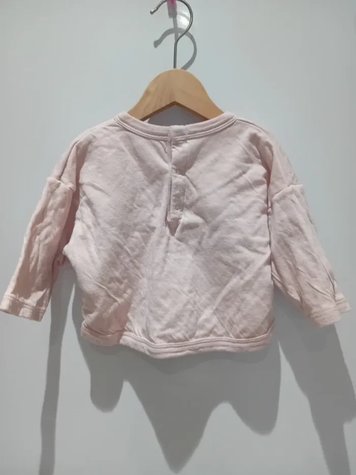 Lot de 3 vêtements été/demi saison: short gilet et Tee shirt - photo numéro 7