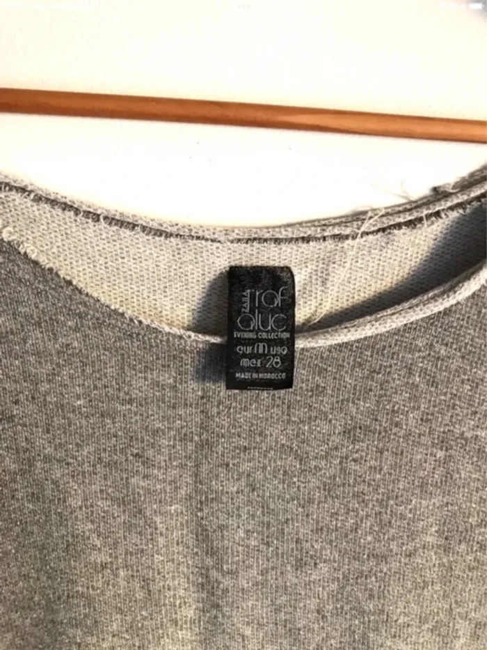 Pull manches 3/4 et à strass Zara taille M - photo numéro 4