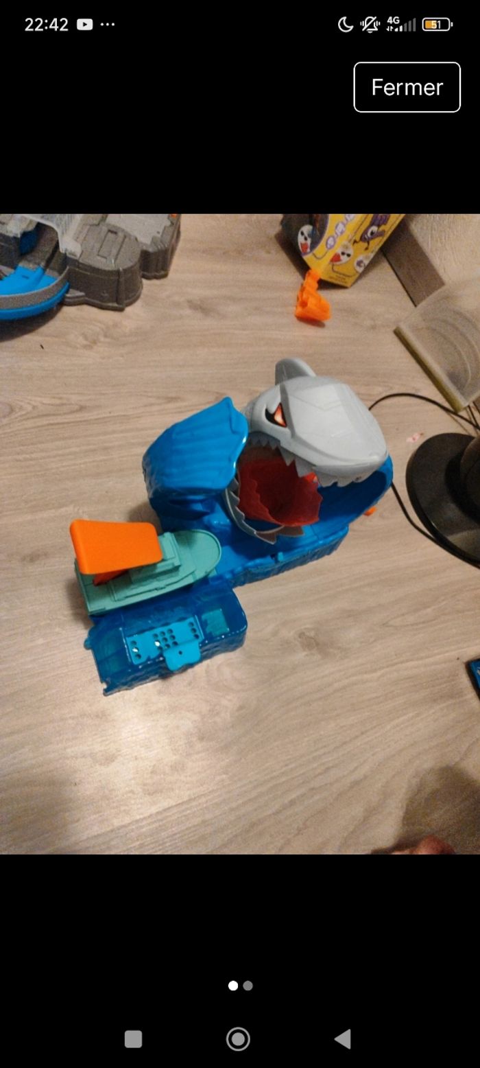 Circuit hot wheels l'attaque du requin - photo numéro 2