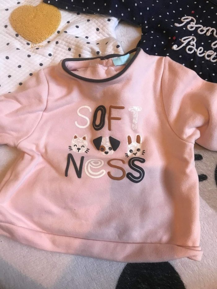 Pull fille 6 mois - photo numéro 2