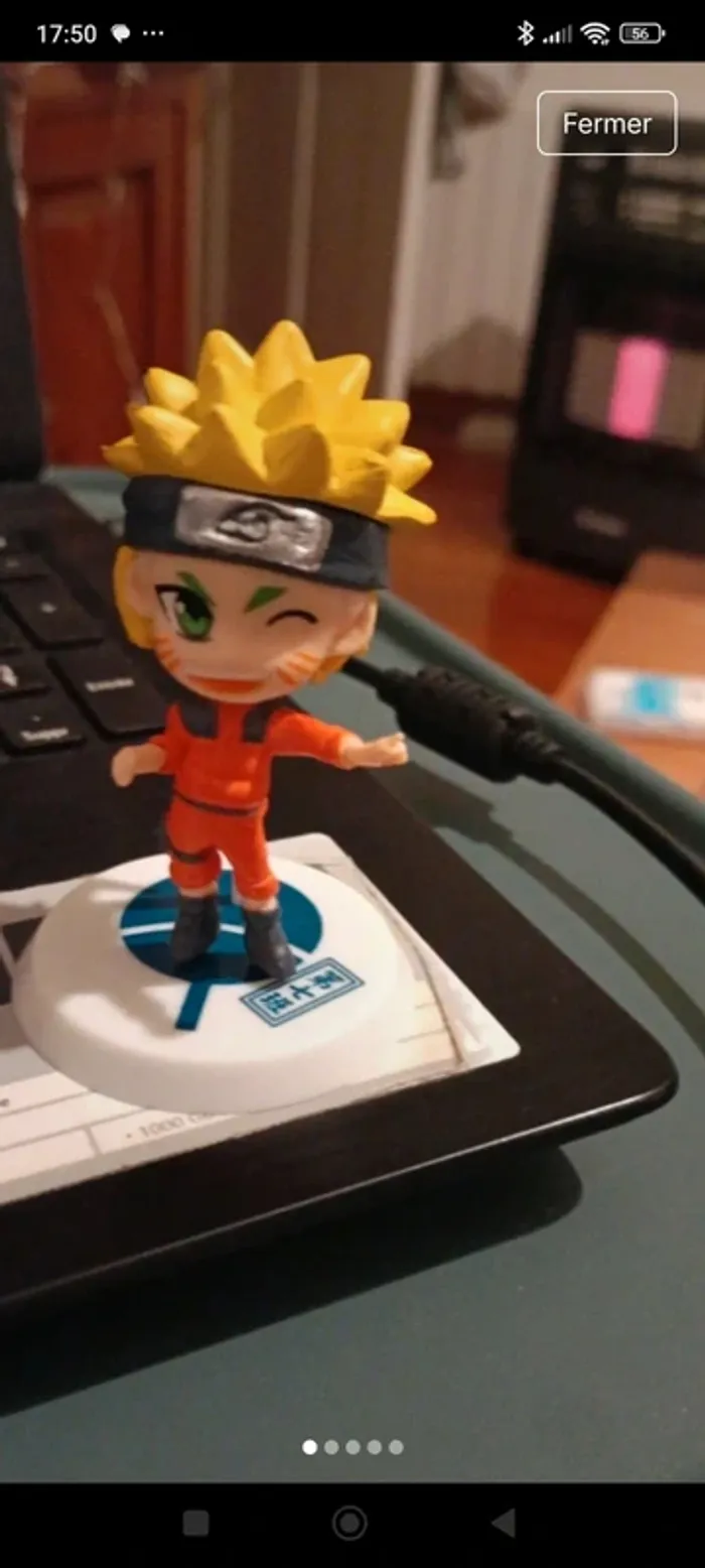 Naruto manga figurine