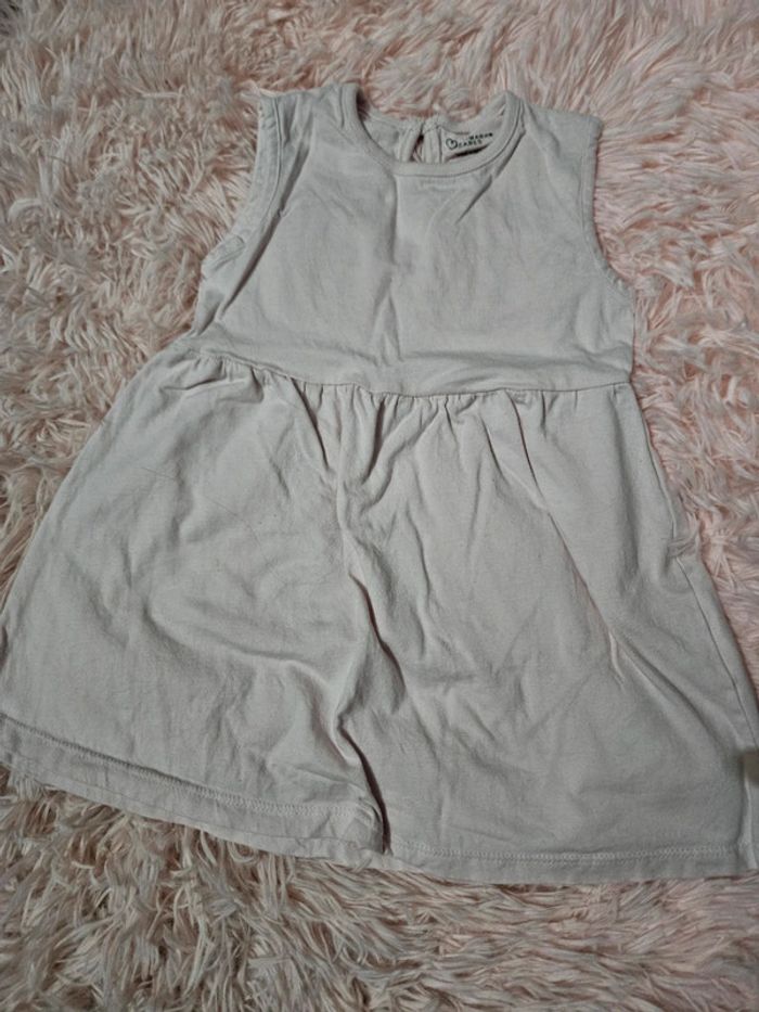 Lot robes bébé - photo numéro 3