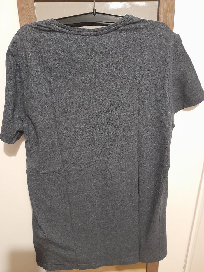 Tee-shirt taille M H&M - photo numéro 2
