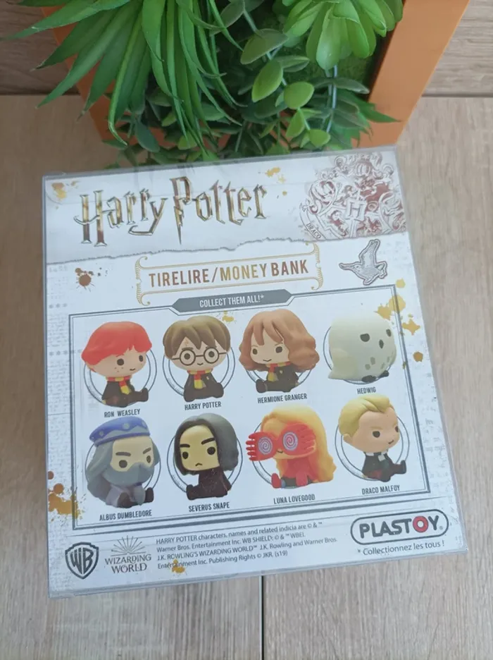 Figurine Tirelire Edwige Harry Potter - photo numéro 4
