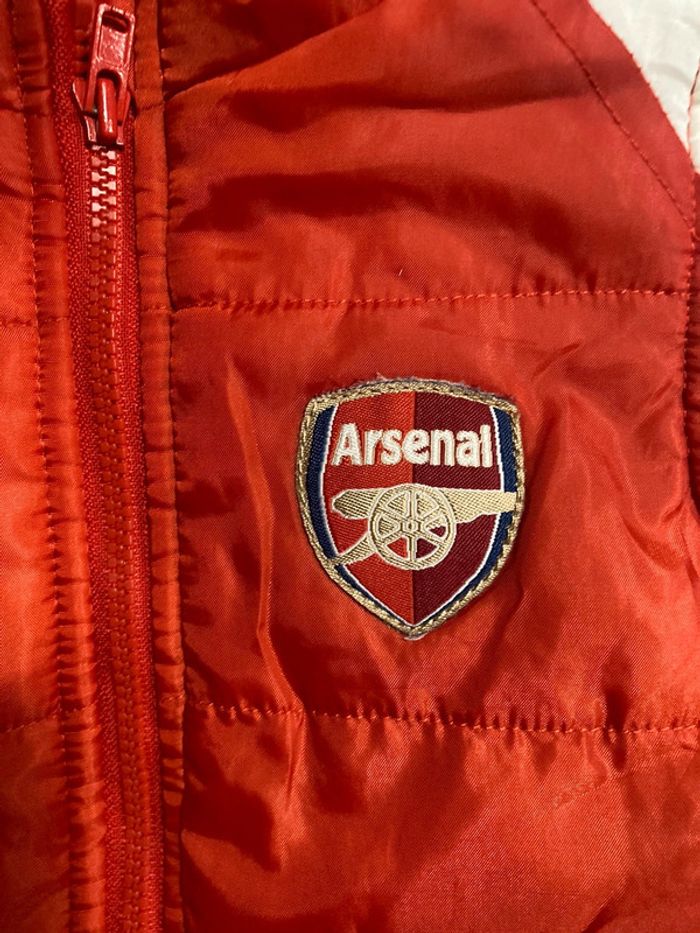 Doudoune sans manches Arsenal 9/12 mois - photo numéro 2
