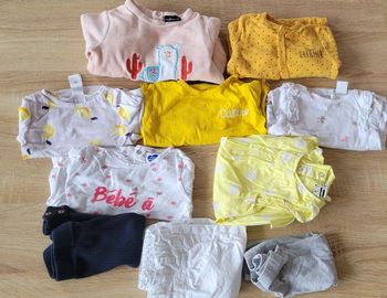 Lot vêtements 6 mois