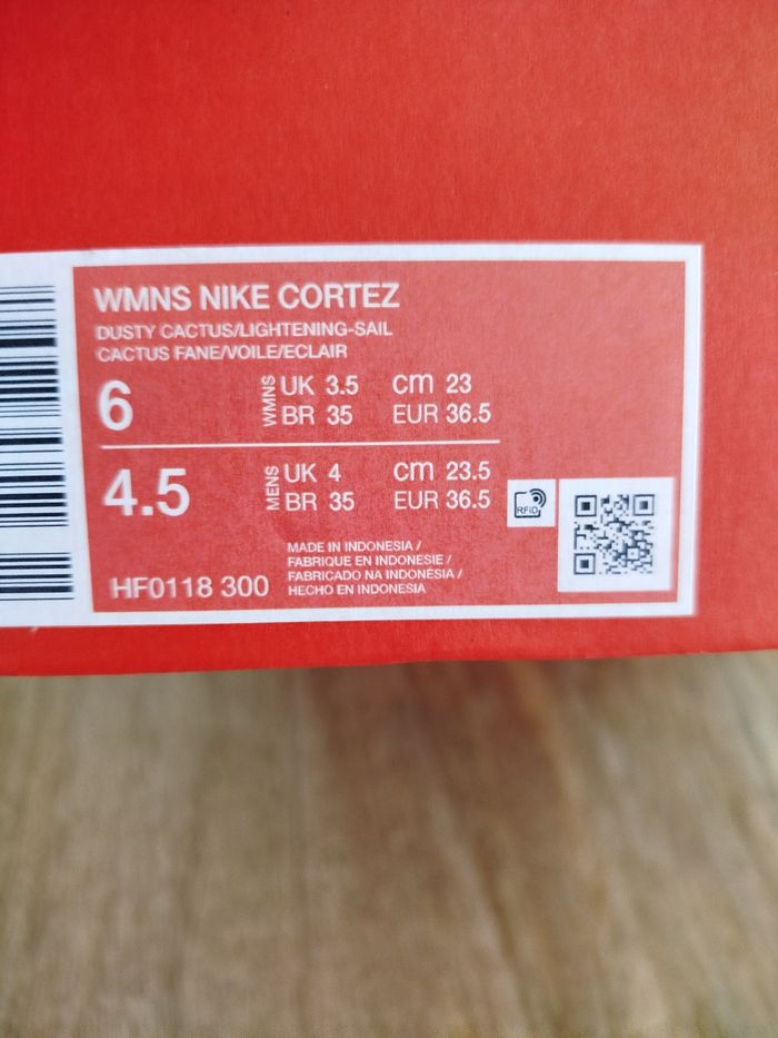 Baskets nike T 36.5 - photo numéro 8