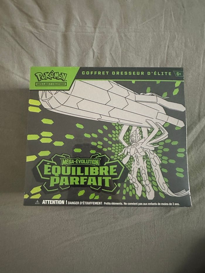 ETB Pokémon ME3 Équilibre Parfait - photo numéro 1