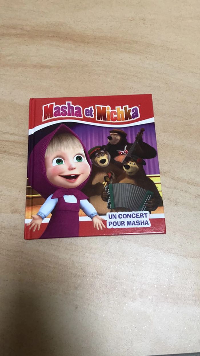 Livre Masha et Michka