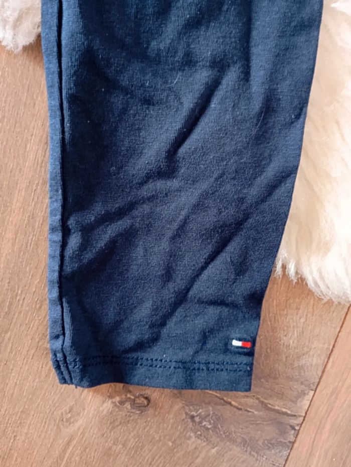 Ensemble fille 6/7 ans legging tommy Hilfiger+ sous pull primark - photo numéro 4