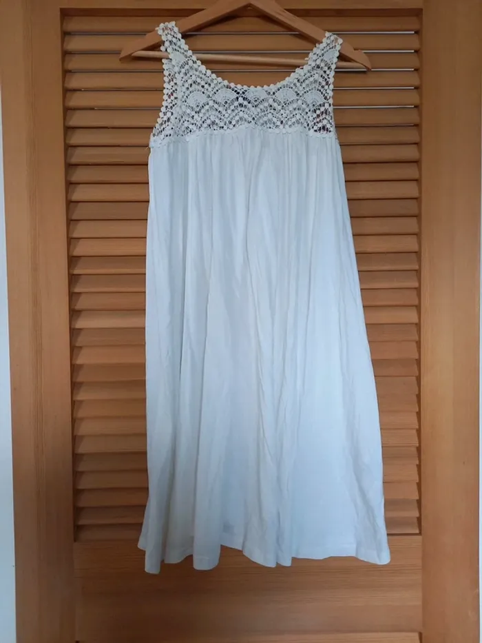 Robe dentelle