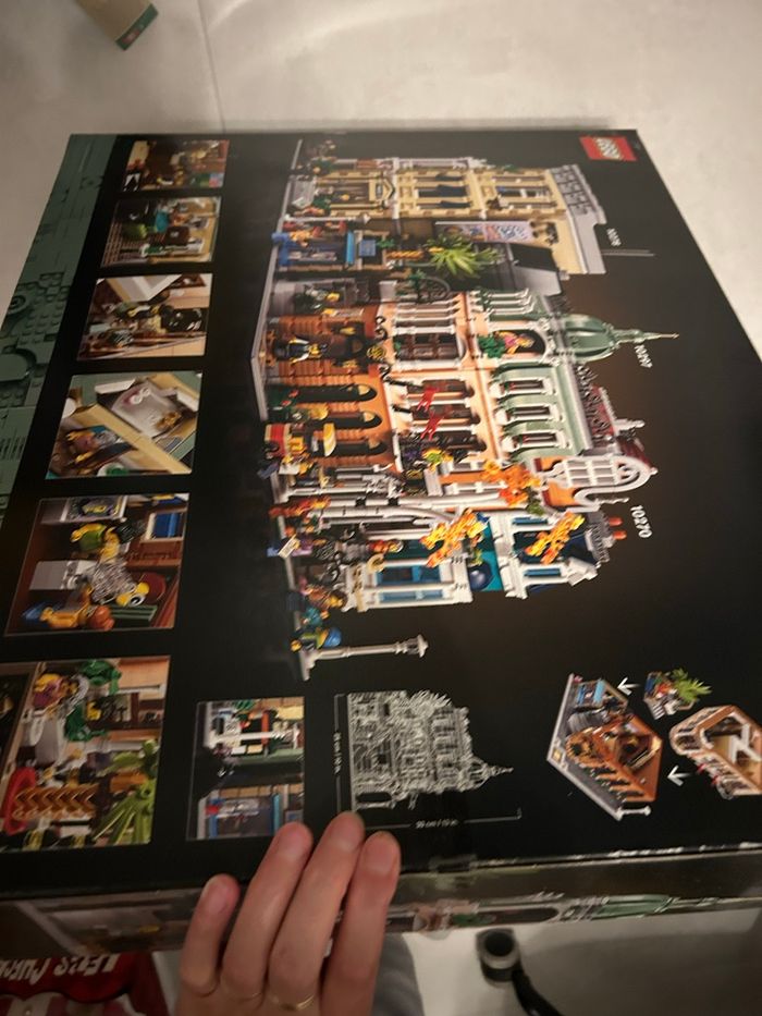 LEGO 10297 L’hôtel-Boutique