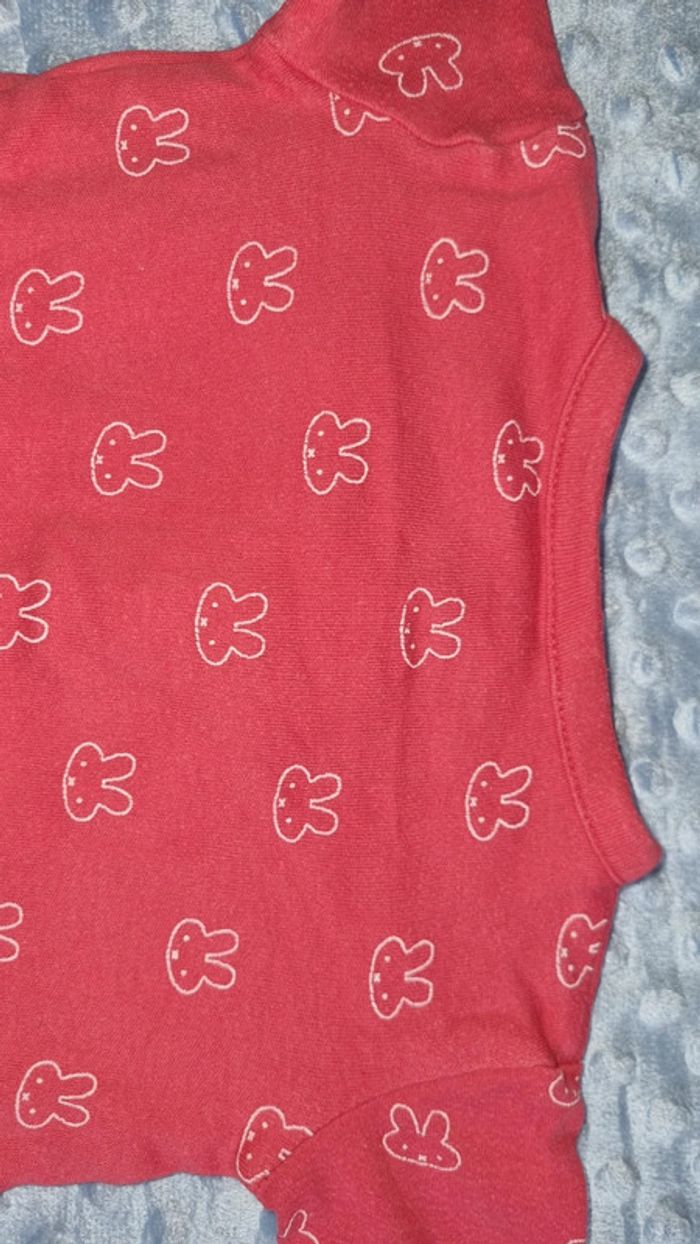 Pyjama 1 mois 50 cm en bon état - photo numéro 8