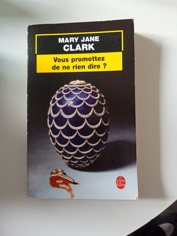 Livre polar Vous promettez de ne rien dire Mary Jane Clark