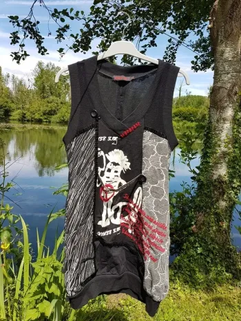 Superbe robe très originale TU