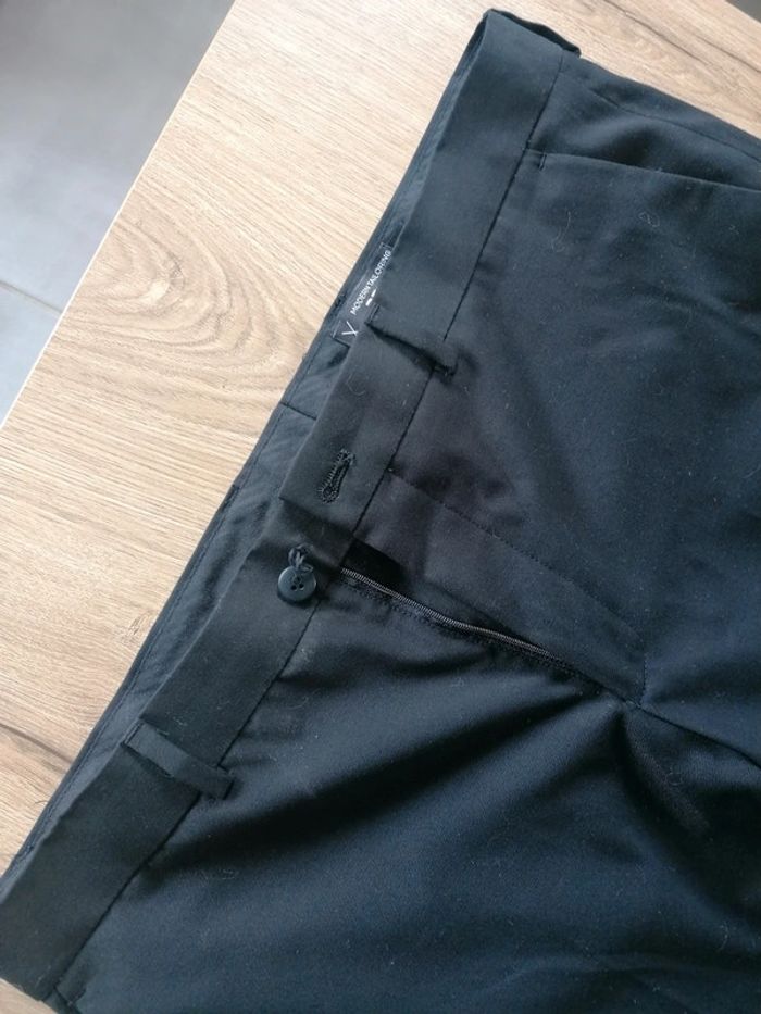 Pantalon à pince noir 👖Homme👖
BRICE
Taille 44 - photo numéro 4