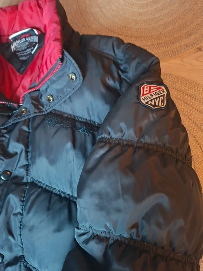 Doudoune Tommy Hilfiger Denim – Noire & Rouge – Taille M - photo numéro 3