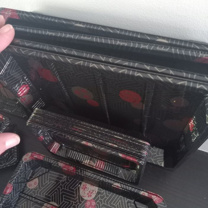 25 plateaux en plastique - photo numéro 3