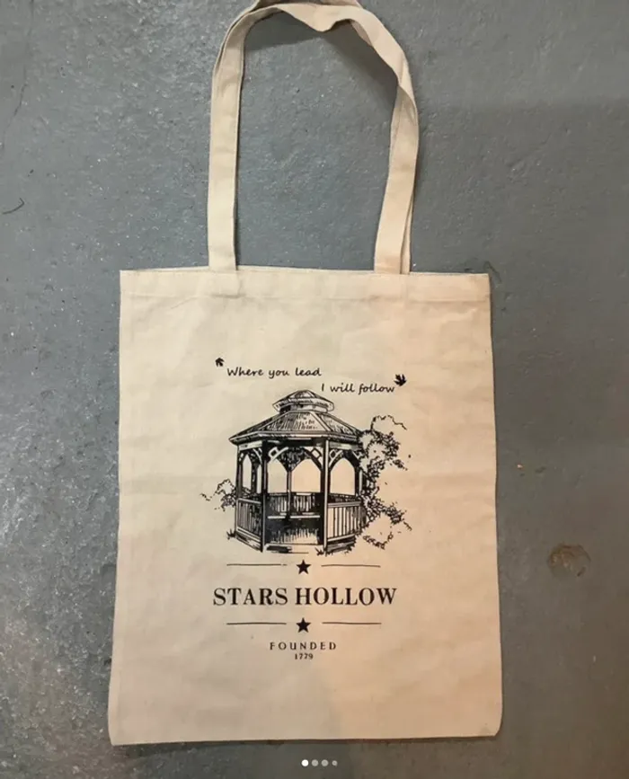 Sac Gilmore girls