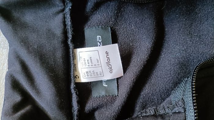 Veste fouganza 8 ans - photo numéro 3