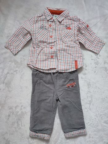Ensemble chemise et pantalon gris blanc Winnie Disney taille 9 mois