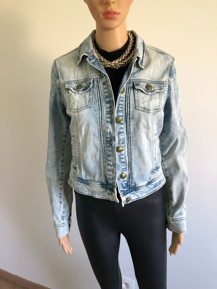 Veste en jean bleue claire Cache Cache taille 1 TBE