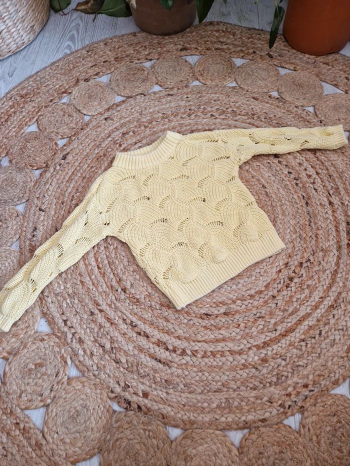 Pull ajouré en maille fantaisie col rond jaune Storytelling 🍓2 ans🍓 - photo numéro 2