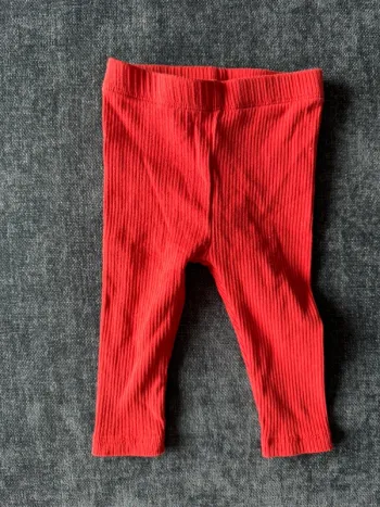 Legging rouge bébé fille