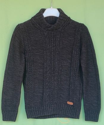 Pull Trappeur taille 10 ans