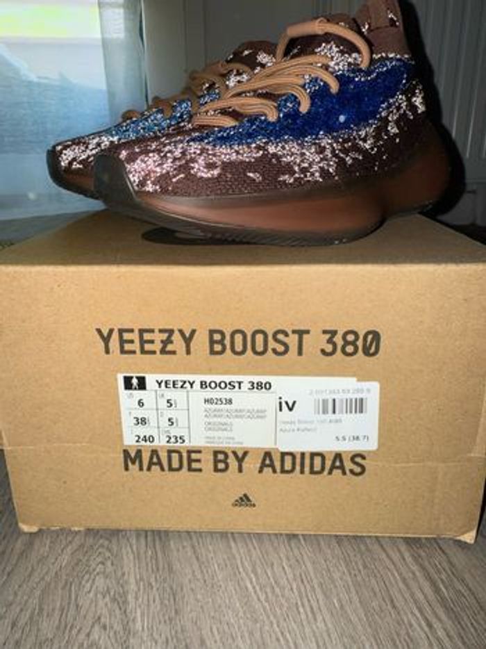 Basket Yeezy boost 380 - photo numéro 3